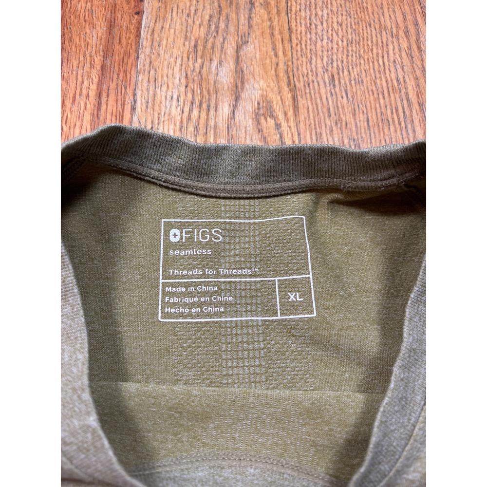FIGS Salta Seamless Long-Sleeve Underscrub Top Women's XL - Picture 3 of 6